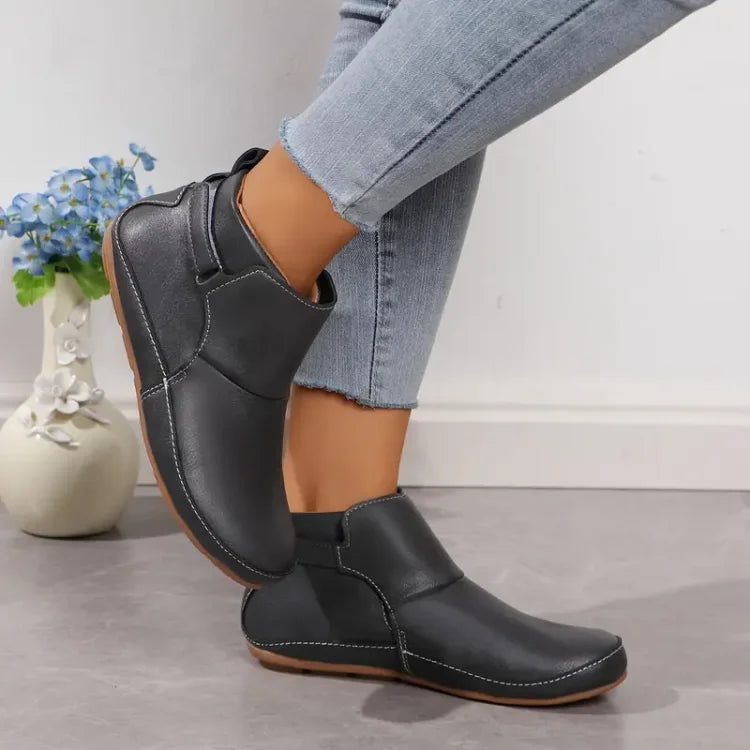 Chic Women's All-Season Platform Boots