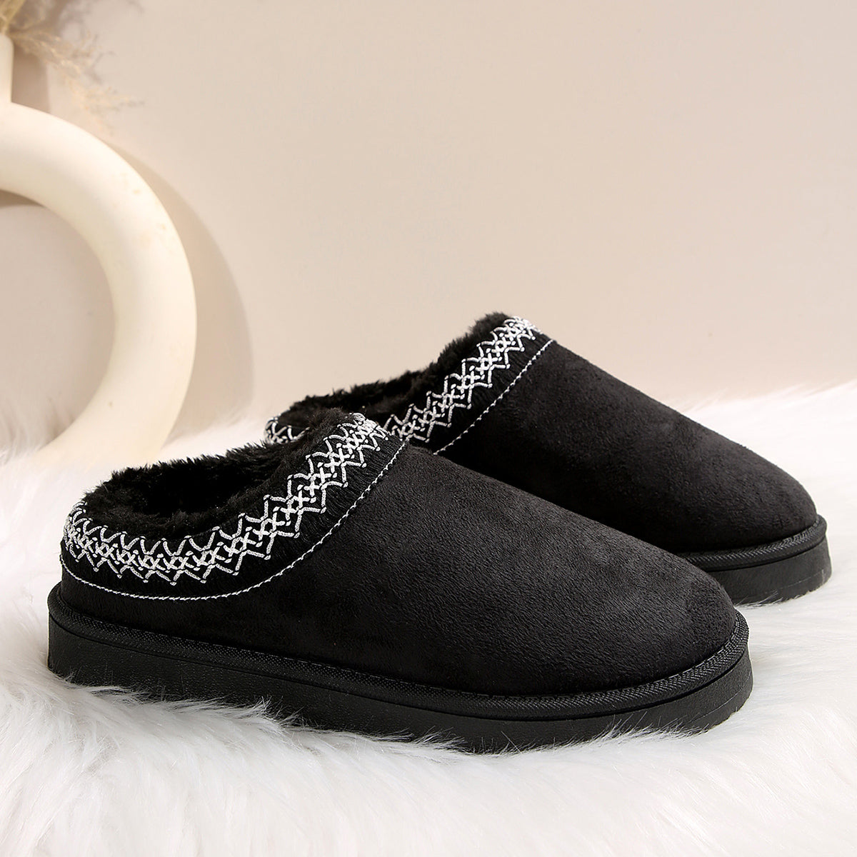 🌸🎉 Trendy Must-Have! Only a Few Left! ✨🥿💫Women's Everyday Fleece Lined Comfortable Thick-soled Non-slip Slippers Shoes