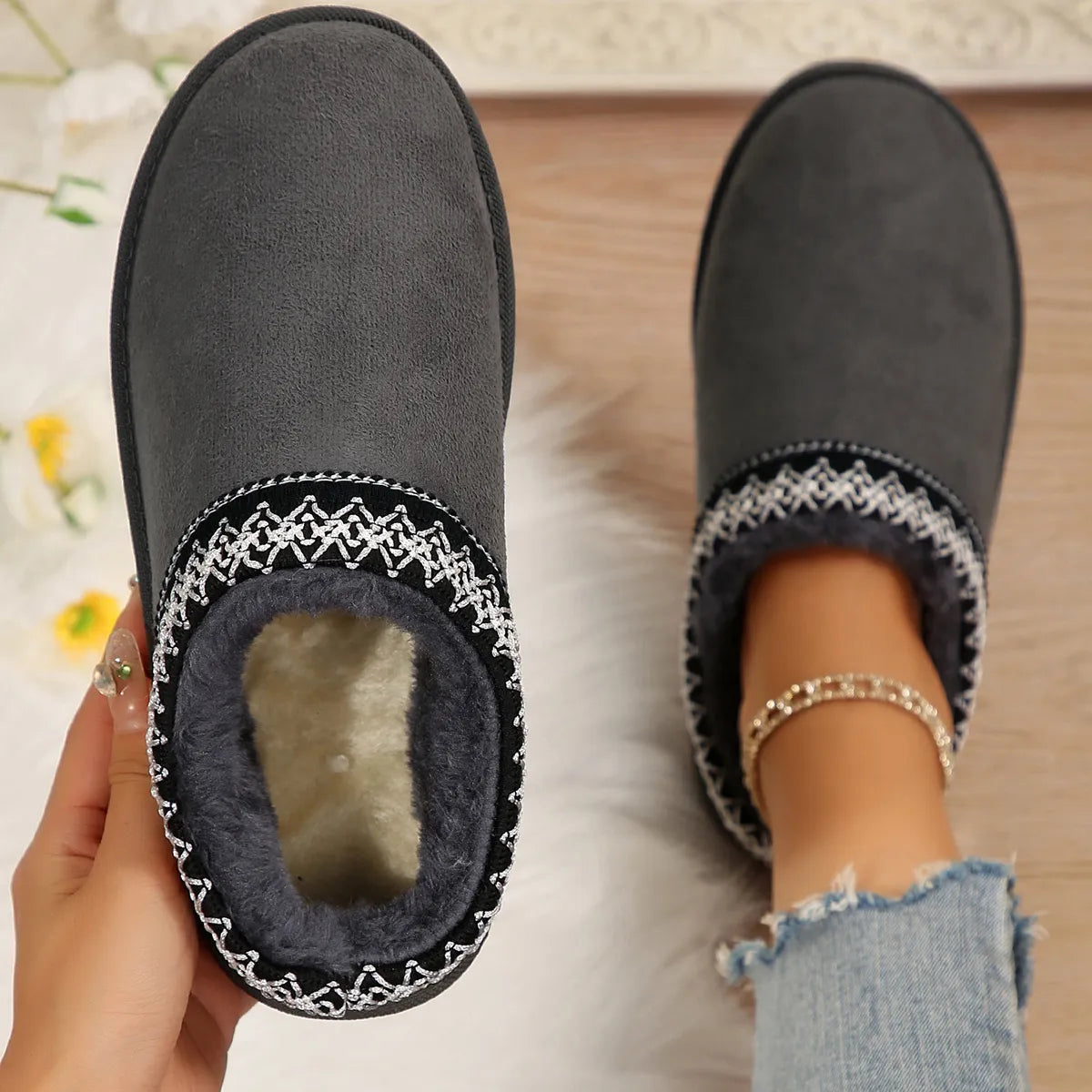 🌸🎉 Trendy Must-Have! Only a Few Left! ✨🥿💫Women's Everyday Fleece Lined Comfortable Thick-soled Non-slip Slippers Shoes