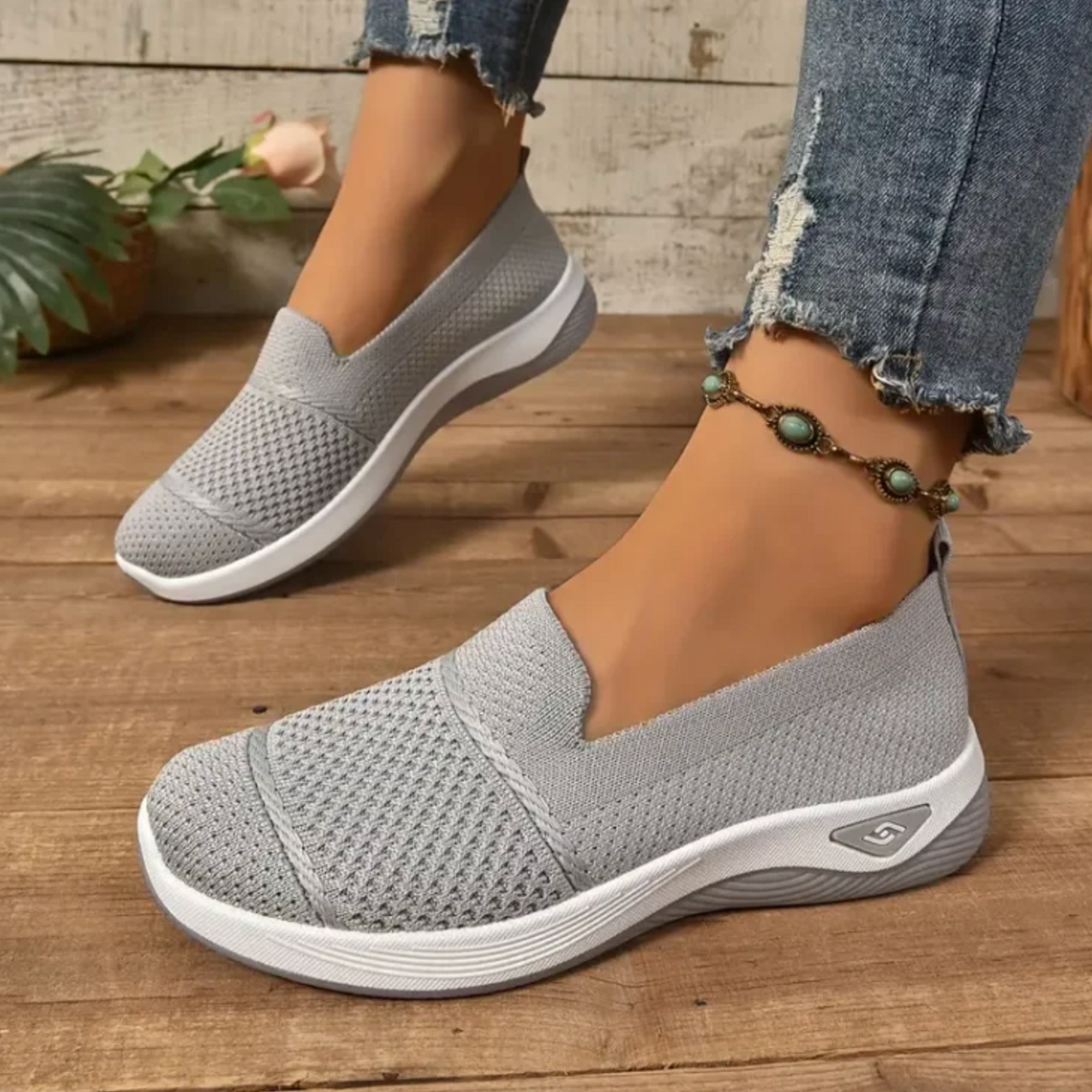 ComfortKnit™ Slip-On Walking Sneakers — Breathable, Lightweight & Orthopedic Support
